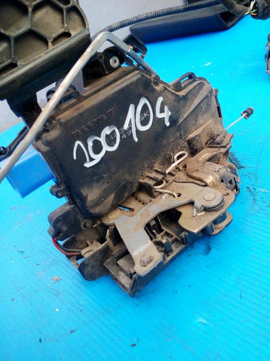 Zámek centrál levý zadní - ŠKODA - FABIA I (6Y2)