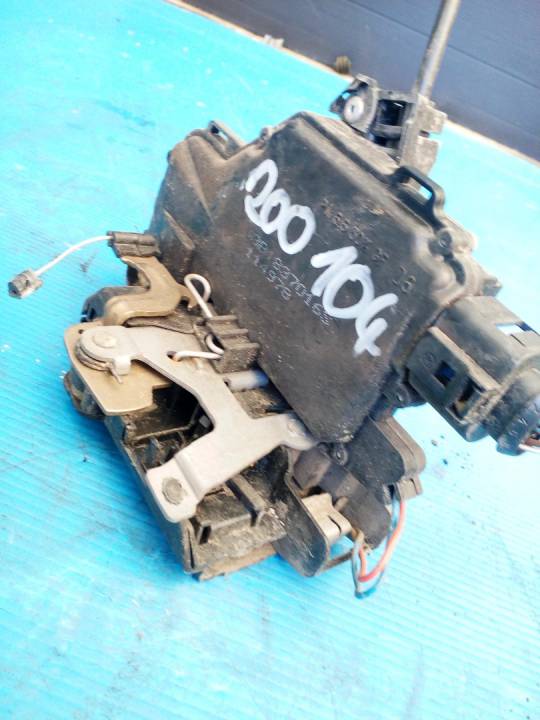 Zámek centrál pravý přední - ŠKODA - FABIA I (6Y2)