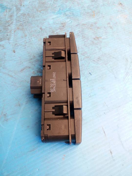 Ovládání vyhřívání skel - FORD - FUSION (JU_)