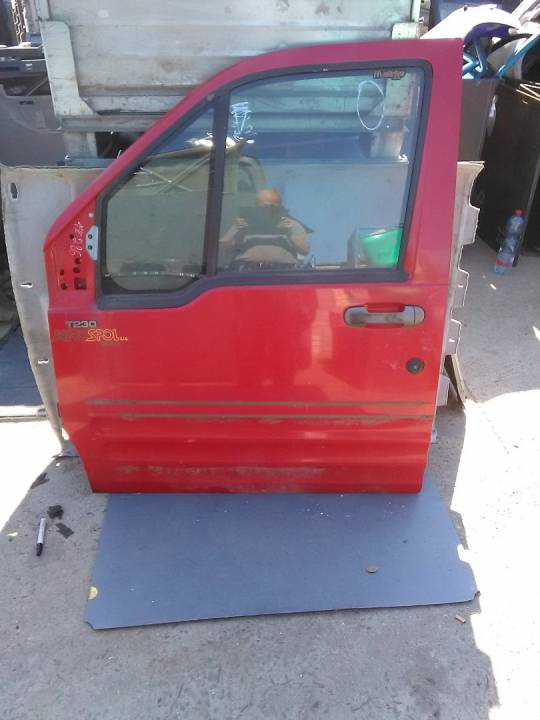 Levé přední dveře - FORD - TRANSIT CONNECT (P65_, P70_, P80_)