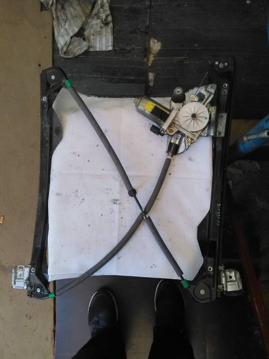 Ovládání stahování okna elektrické p p - FORD - FOCUS I sedan (DFW)