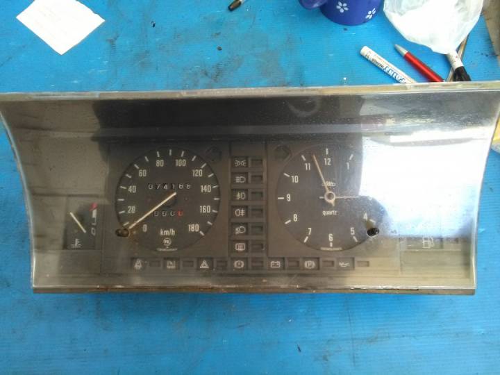 Přístrojová deska - budíky - ŠKODA - FAVORIT Forman (785)