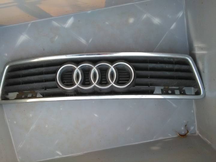 Přední maska - AUDI - A6 (4B2, C5)