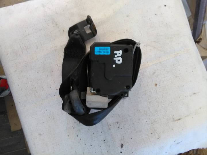 Bezpečnostní pás pravý přední s dopinačem - AUDI - A6 (4B2, C5)