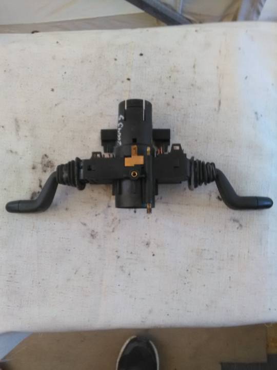 Ovládací páčky světel a stěračů pod volantem - ŠKODA - FELICIA I (6U1)