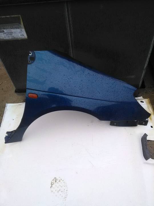 Pravý přední blatník - RENAULT - Scénic I velkoprostorová limuzína (JA0/1_, FA0_)