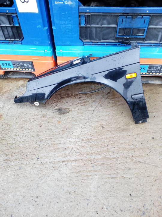 Blatník levý přední - SAAB - 9-5 combi (YS3E)