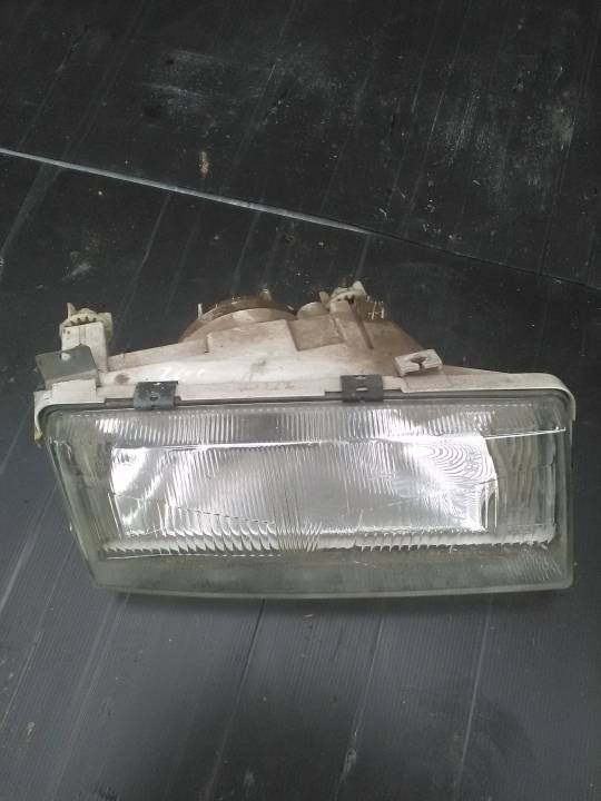 Pravé přední světlo - ŠKODA - FELCIA COMBI ,5Dv.
