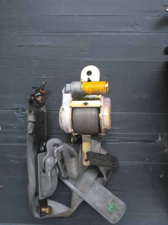 Bezpečnostní pás levý přední - KIA - SORENTO I (JC)