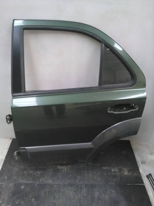 Levé zadní dveře - KIA - SORENTO I (JC)