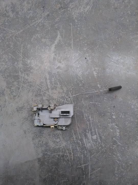 Zámek levých předních dveří - centrál - CITROEN - BERLINGO (B9)