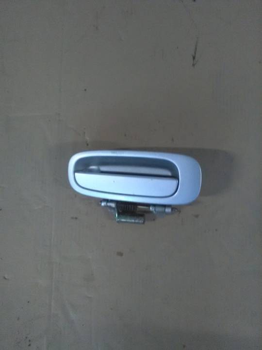 Klika pravých zadní dveří - TOYOTA - COROLLA (_E11_)