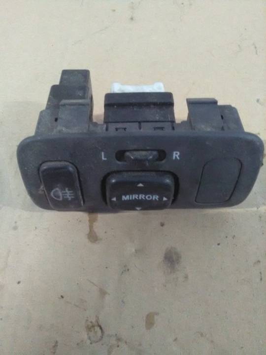 Ovládání zrcátek - TOYOTA - COROLLA (_E11_)