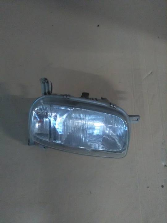 Pravé přední světlo - NISSAN - MICRA II (K11)