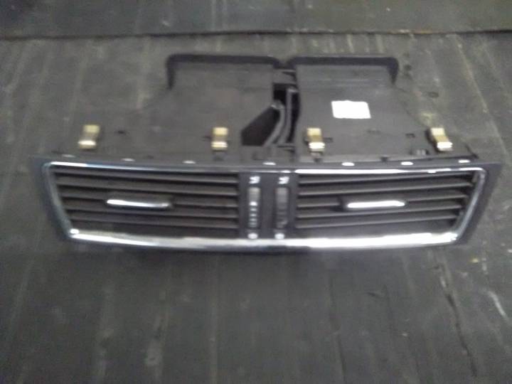 Výdech topení - ŠKODA - SUPERB II combi (3T5)