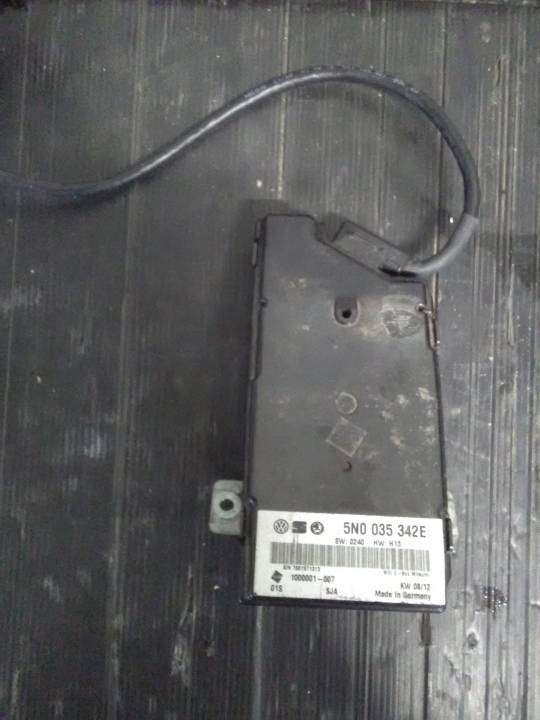 Řídící jednotka - ŠKODA - SUPERB II combi (3T5)