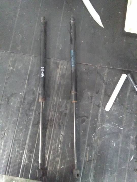 Vzpěra pátých dveří kufru 2ks - FORD - MONDEO IV combi (BA7)