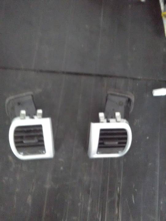 Výdech topení 2ks - ŠKODA - FABIA II (542)