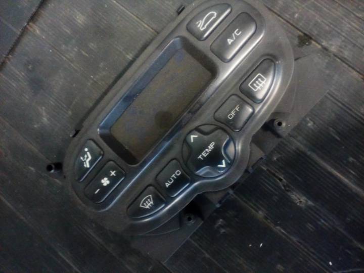 Ovládání klimy a topení - CITROEN - XSARA (N1)