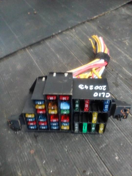 Pojistková skříň - RENAULT - CLIO II (BB_, CB_)