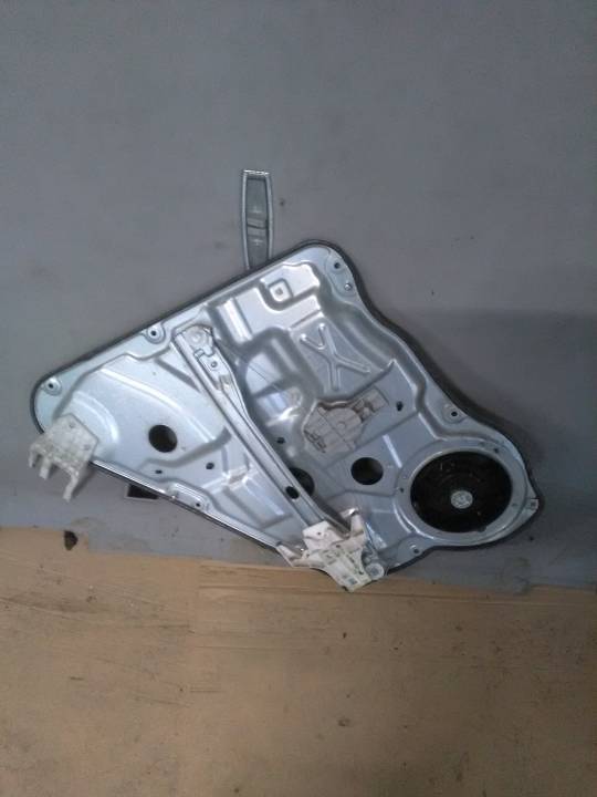 Stahování pravého zadního okna - KIA - CEE'D hatchback (ED)