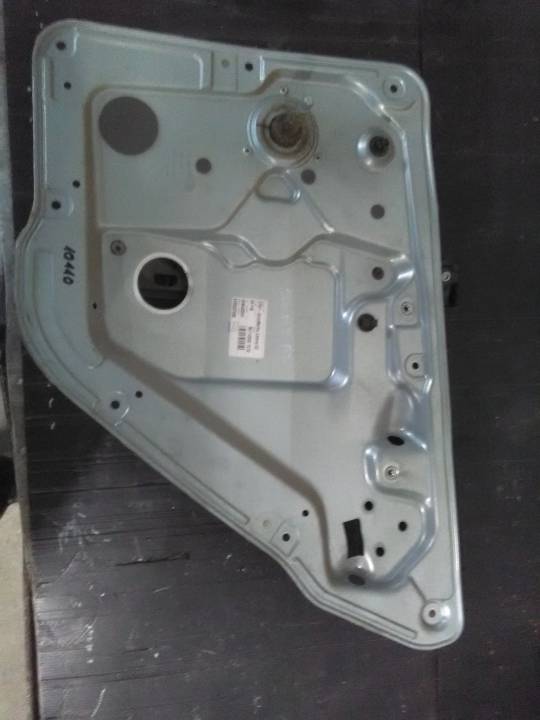 Stahování levého zadního okna - ŠKODA - FABIA I (6Y2)