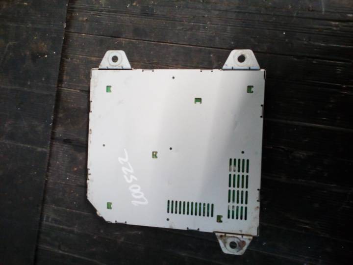 Zesilovač - RENAULT - ESPACE III (JE0_)