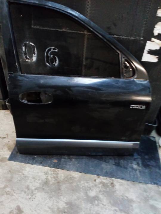 Dveře pravé přední - HYUNDAI - SANTA Fe I (SM)