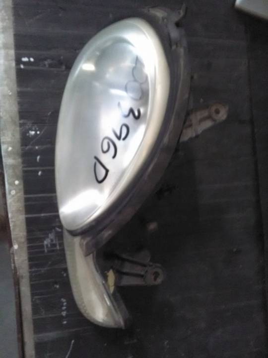 Pravé přední světlo - CHRYSLER - NEON II