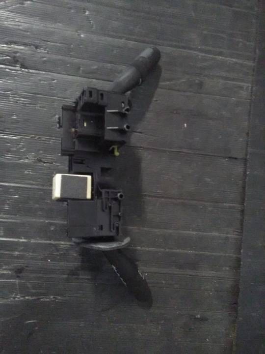 Ovládací páčky světel a stěračů pod volantem - CHRYSLER - NEON II