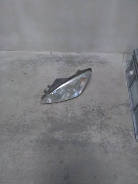 Levé přední světlo - KIA - CEE'D hatchback (ED)