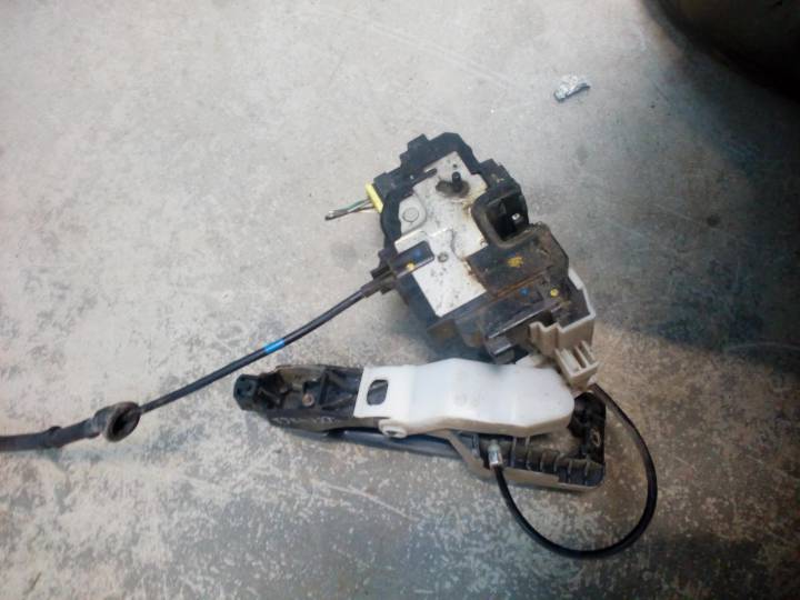 Centrální zamykání lev. Zadní dveří - KIA - CEE'D hatchback (ED)