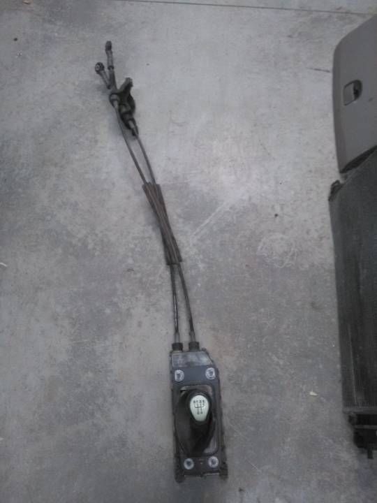 Řadící páka s lanovody kulisa řazení - ŠKODA - FABIA II (542)