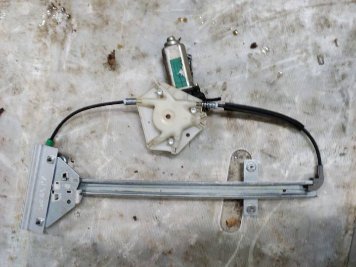 Stahovačka oken elektrická pravá přední - VOLVO - V40 combi (VW)