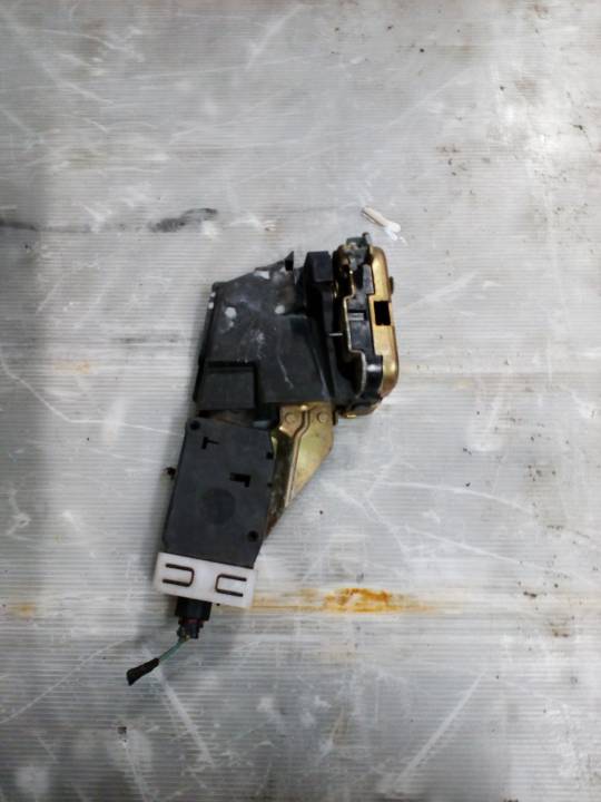 Centrální zamykání lev. Zadní dveří - VOLVO - V40 combi (VW)