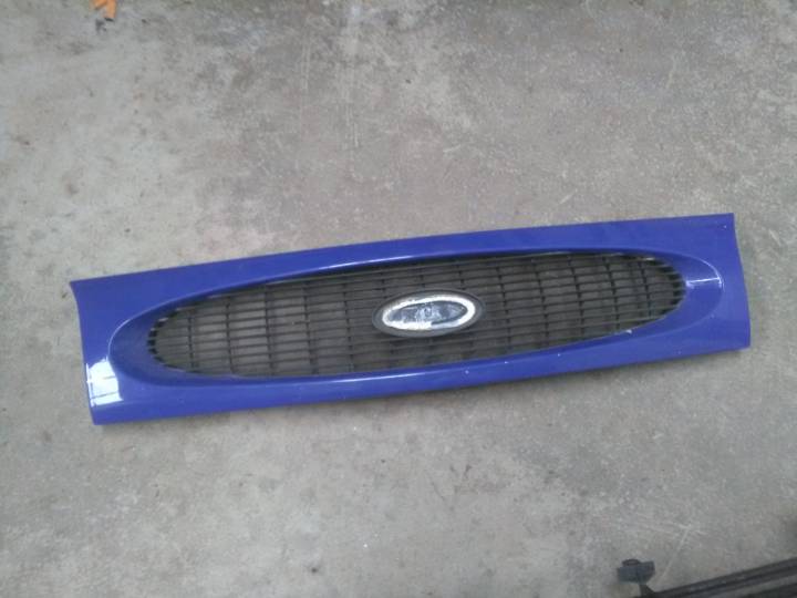 Mřížka se znakem maska - FORD - FIESTA IV (JA_, JB_)