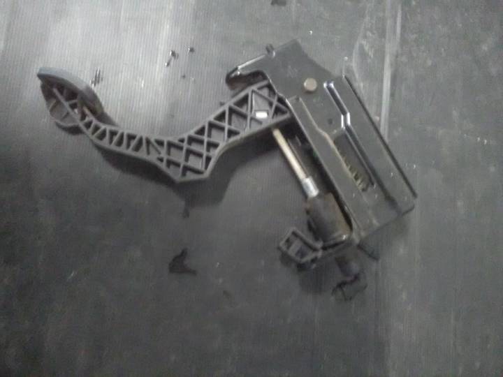 Pedál spojka - ŠKODA - OCTAVIA I combi (1U5)