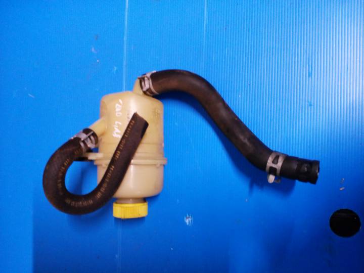 Nádobka servooleje - MAZDA - PREMACY (CP)