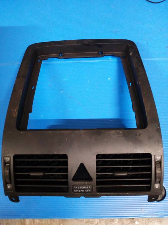 Středové výdechy topení - VOLKSWAGEN - TOURAN (1T1, 1T2)