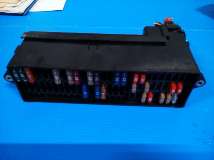 Pojistková skříň - VOLKSWAGEN - TOURAN (1T1, 1T2)