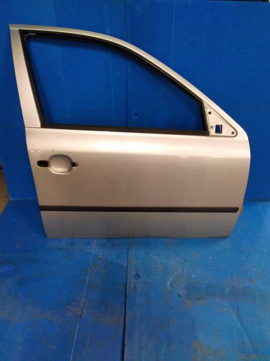 Pravé přední dveře - ŠKODA - OCTAVIA I (1U2)