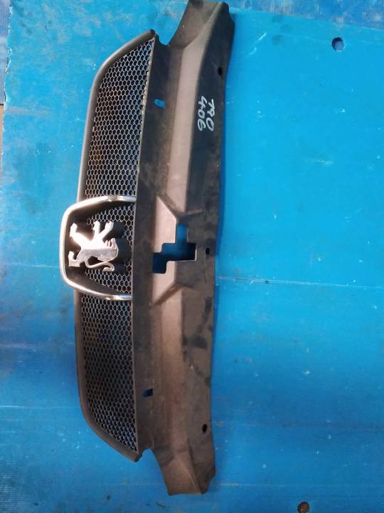 Maska - PEUGEOT - 406 (8B)