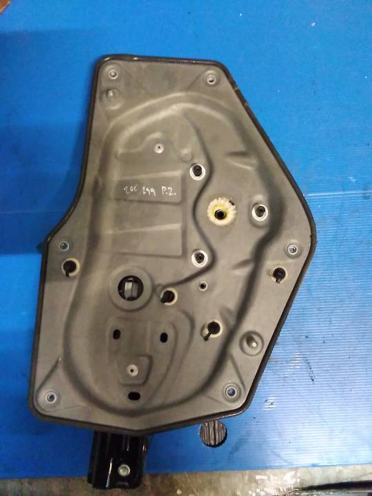 Stahování okna p.z El. - ŠKODA - SUPERB II combi (3T5)