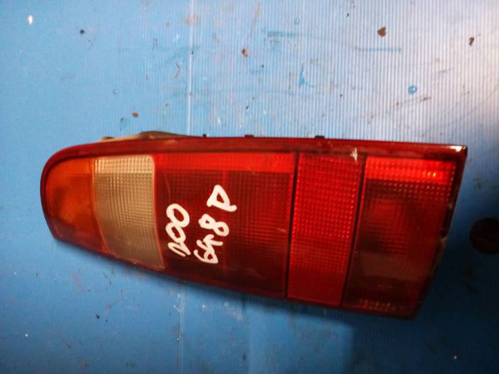 Právé zadní světlo - VOLKSWAGEN - POLO CLASSIC (6V2)