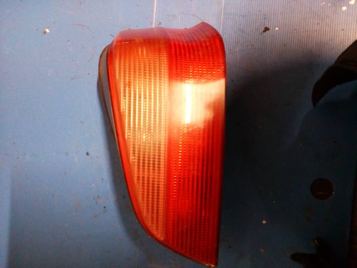 Právé zadní světlo - PEUGEOT - 106 I (1A, 1C)