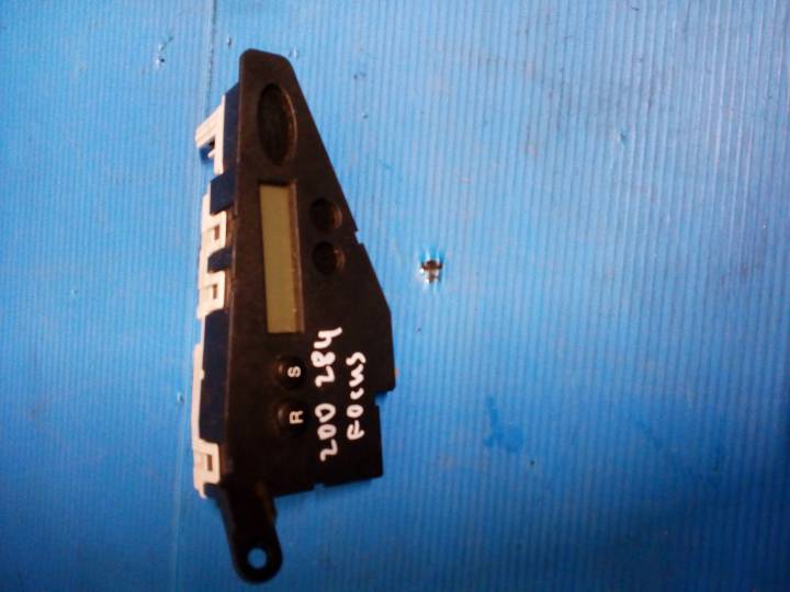 Hodiny - FORD - FOCUS I combi (DNW)