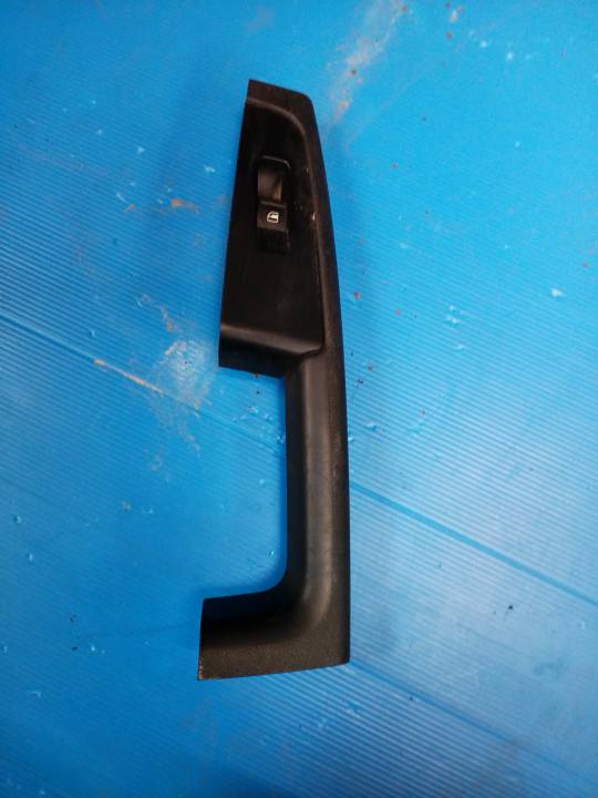 Ovládání el. stahování oken levé zadní + madlo - ŠKODA - SUPERB II combi (3T5)