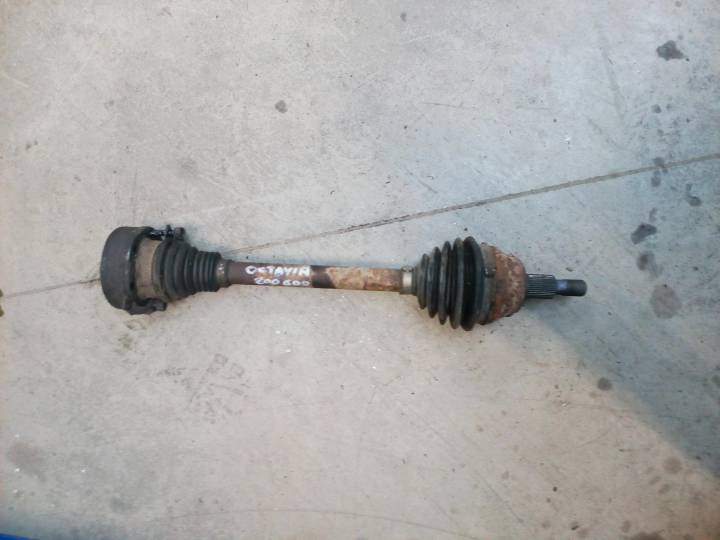 Poloosa levá - ŠKODA - OCTAVIA I combi (1U5)