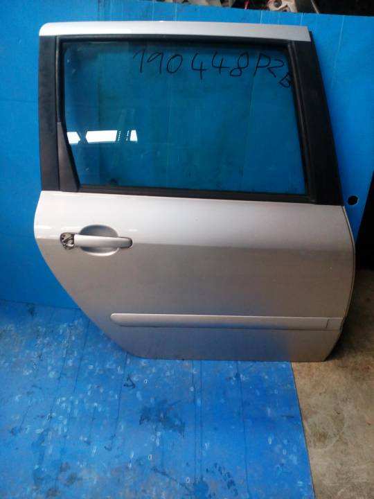 Dveře pravé zadní - PEUGEOT - 307 combi (3E)