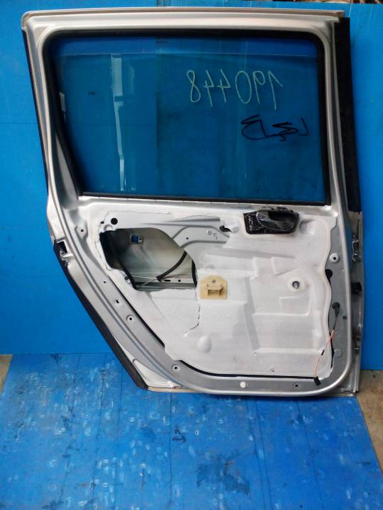 Dveře levé zadní - PEUGEOT - 307 combi (3E)